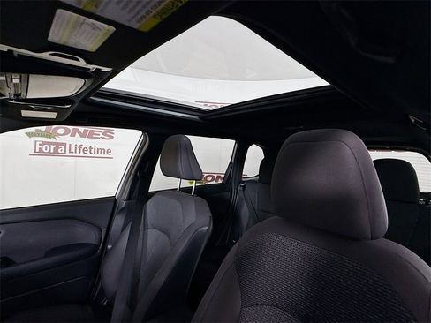 Certified 2025 Subaru Forester Premium image 11