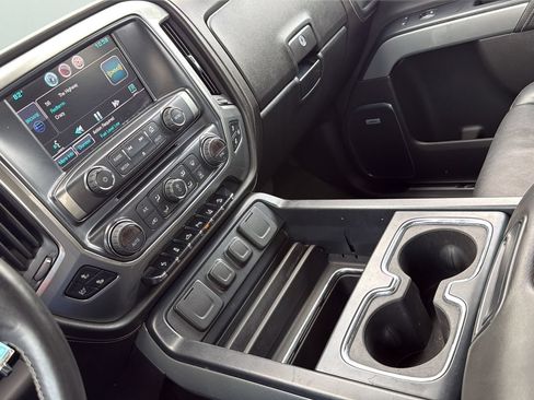 Used 2015 Chevrolet Silverado 1500 LTZ Z71 w/ LTZ Plus Package AWD/4WD image 20