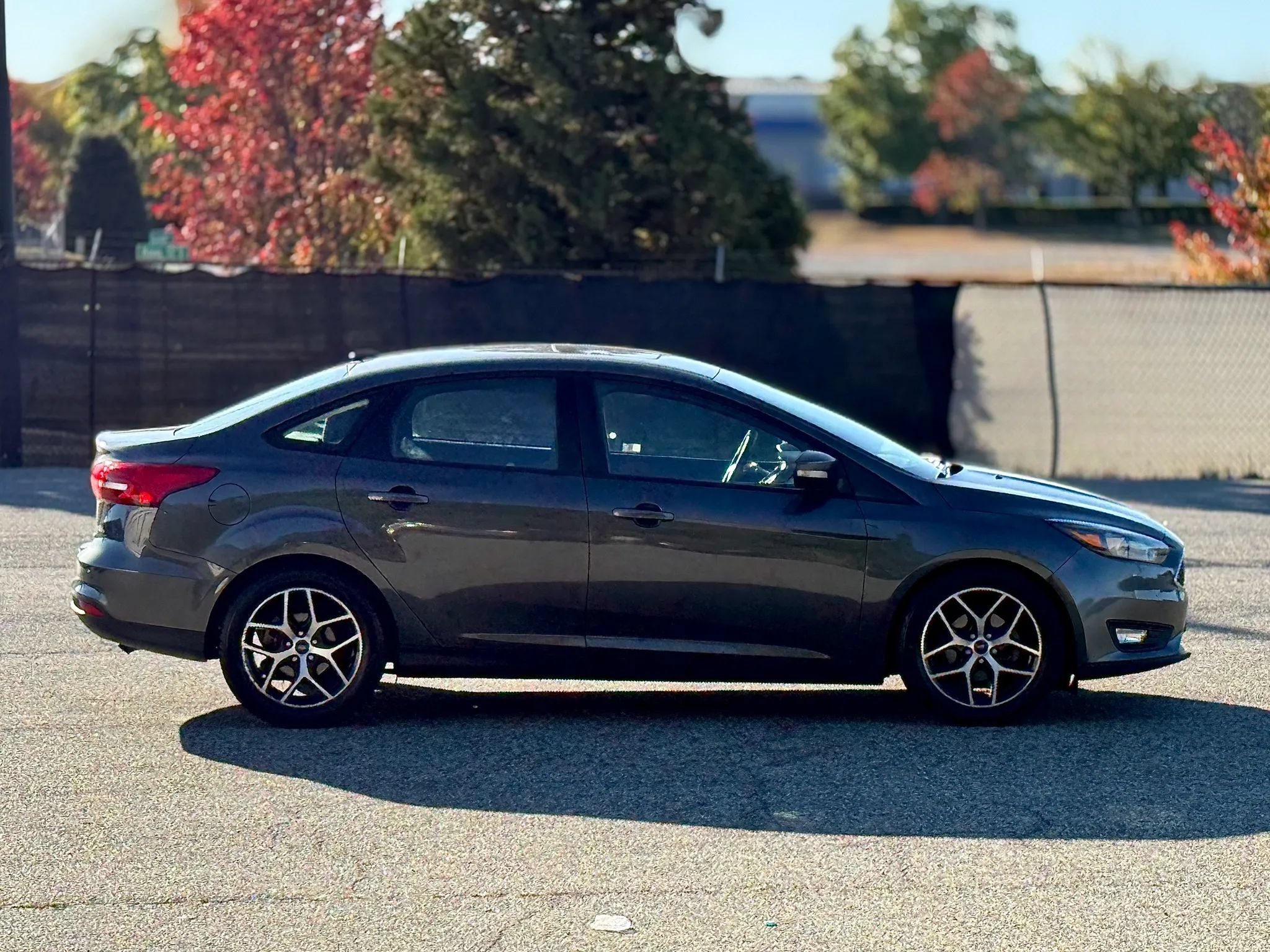 Used 2018 Ford Focus SEL FWD image 7
