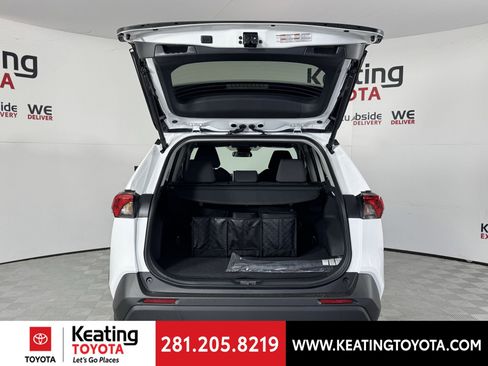 New 2025 Toyota RAV4 XLE image 12