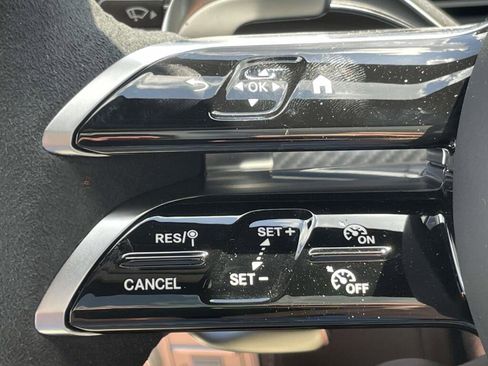 New 2026 Mercedes-Benz GLE 53 AMG 4MATIC Coupe image 35