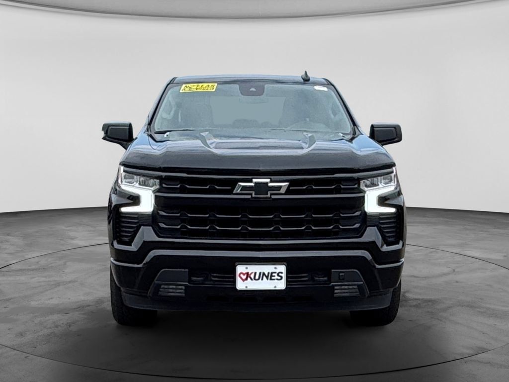 Used 2024 Chevrolet Silverado 1500 RST AWD/4WD image 2