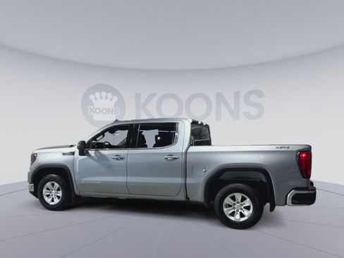 Used 2023 GMC Sierra 1500 SLE image 8