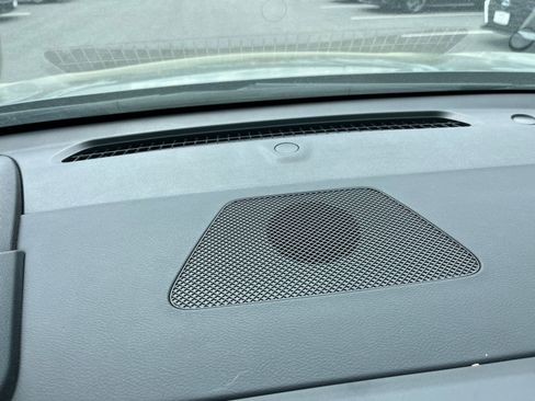 Used 2025 Nissan Altima 2.5 SV image 17