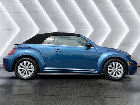 Used 2017 Volkswagen Beetle 1.8T S FWD image 4