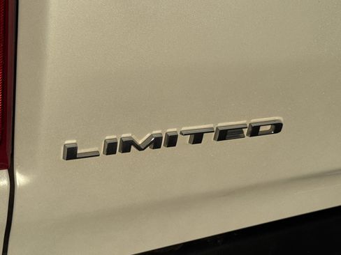 Used 2023 RAM 1500 Limited image 12