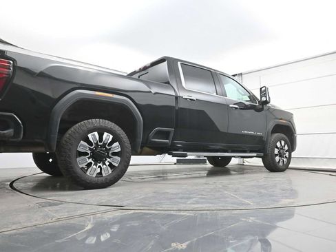 Used 2024 GMC Sierra 2500 Denali w/ Denali Reserve Package image 13