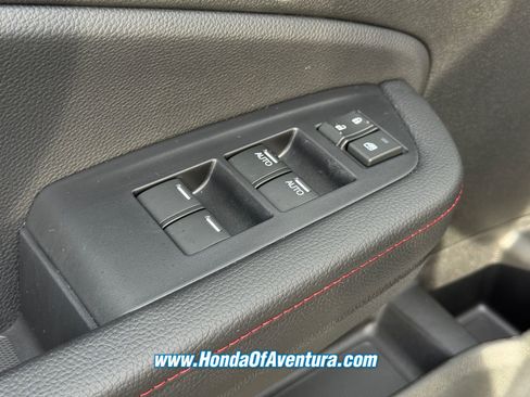 Certified 2025 Honda Ridgeline Black Edition image 20