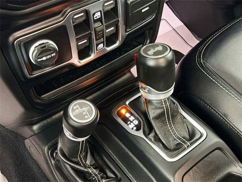 Used 2021 Jeep Wrangler Unlimited Sahara w/ Dual Top Group image 16