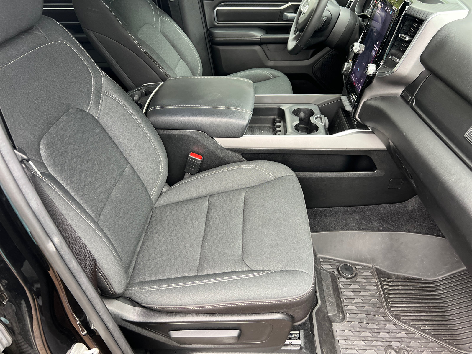 Used 2025 RAM 1500 Big Horn AWD/4WD image 16