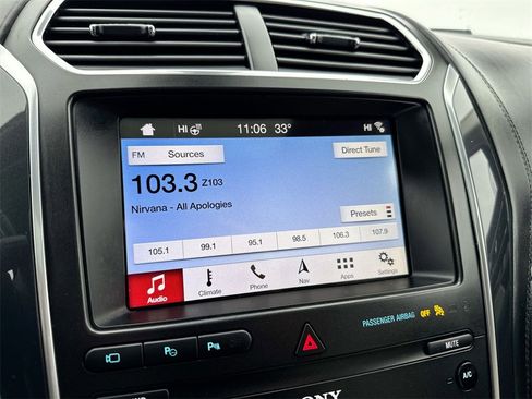 Used 2019 Ford Explorer Platinum image 14