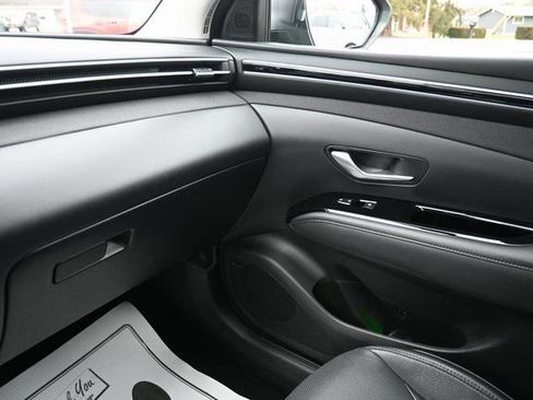 Used 2024 Hyundai Tucson Limited image 28