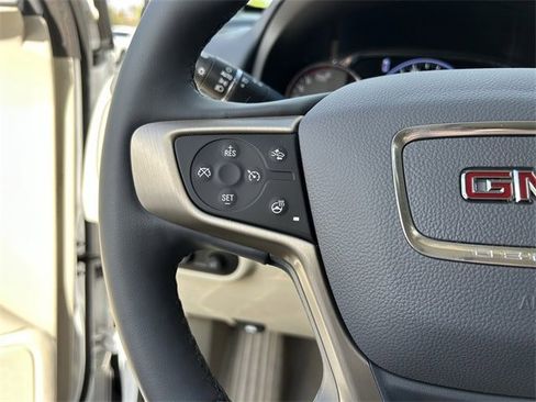 Used 2023 GMC Terrain Denali w/ Denali Premium Package image 27