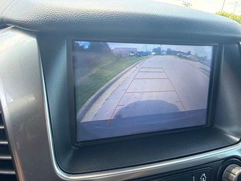Used 2018 Chevrolet Tahoe LT AWD/4WD image 7