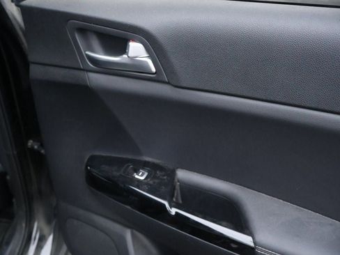 Used 2020 Kia Sportage S w/ Option Group 020 image 8