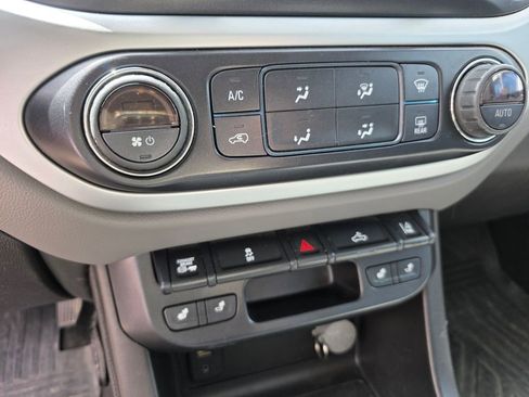 Used 2016 Chevrolet Colorado LT w/ Luxury Package, Chrome image 10