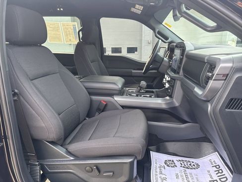 Used 2025 Ford F150 XLT w/ Equipment Group 302A MID image 12