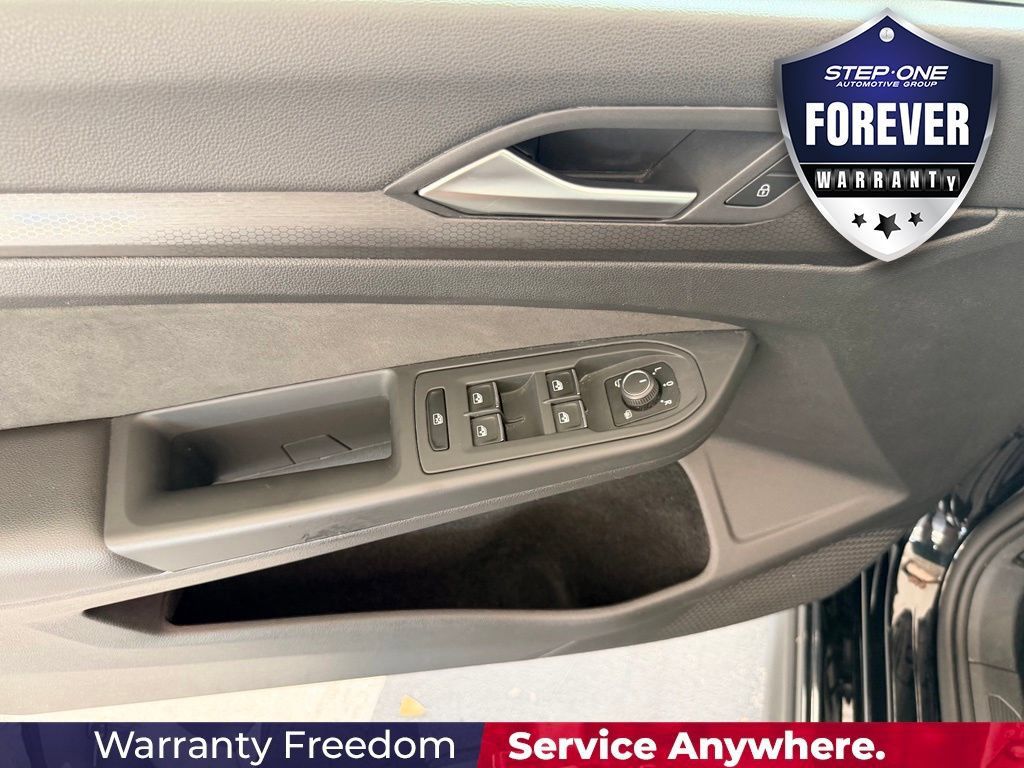 Used 2024 Volkswagen GTI S FWD image 11