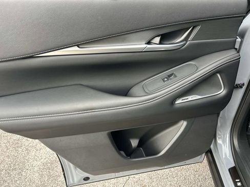 Used 2025 INFINITI QX60 Luxe w/ Black Edition image 22