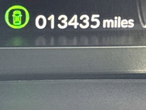 Used 2025 Honda Pilot Black Edition image 27