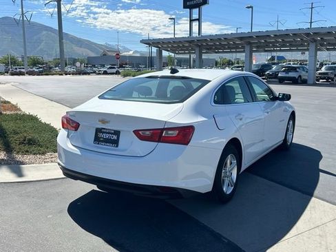 Used 2024 Chevrolet Malibu LS FWD image 24