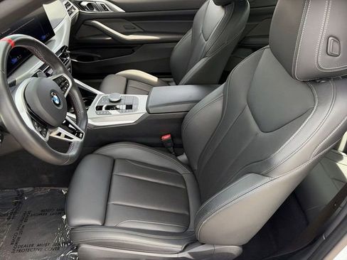Used 2025 BMW M440i Coupe RWD image 19