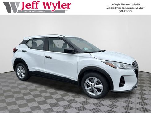 Used 2025 Nissan Kicks Play S w/ Interior Electronics Package image 1