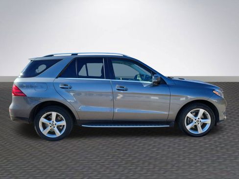 Used 2017 Mercedes-Benz GLE 350 w/ Premium 1 Package image 4