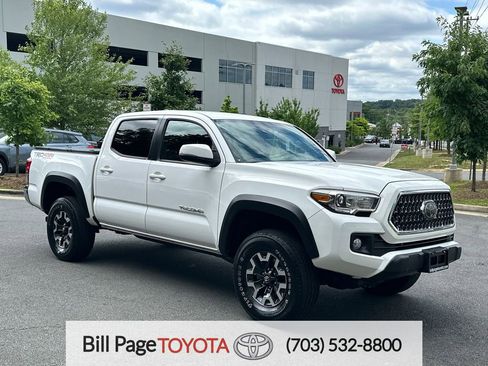 Used 2019 Toyota Tacoma TRD Off-Road AWD/4WD image 1