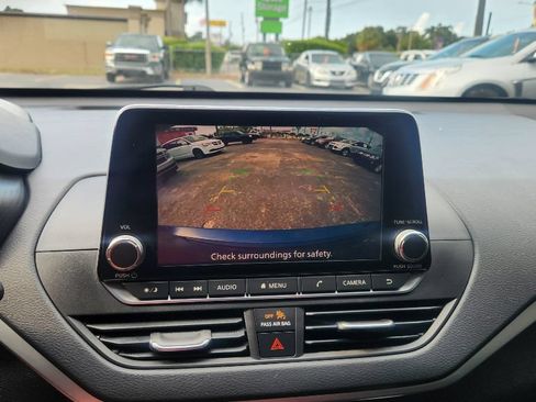 Used 2019 Nissan Altima 2.5 S FWD image 21
