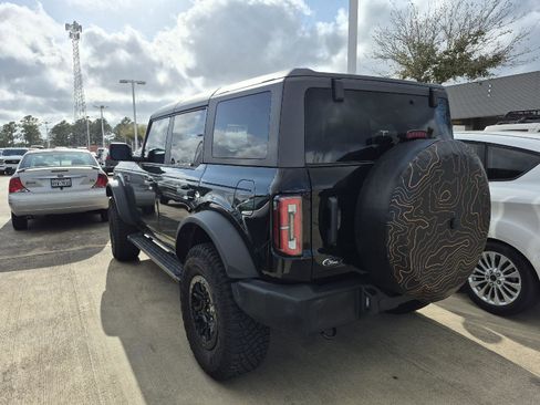 Certified 2024 Ford Bronco Wildtrak image 4