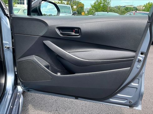 Used 2025 Toyota Corolla LE FWD image 22