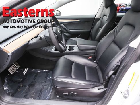 Used 2022 Tesla Model 3 Performance image 14