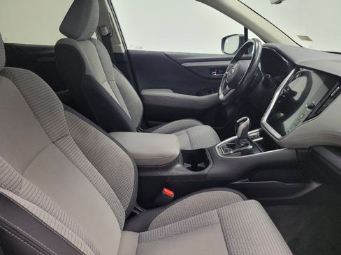 Used 2022 Subaru Outback Premium image 21