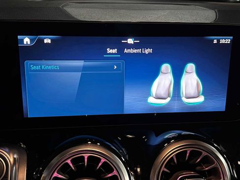 Certified 2026 Mercedes-Benz GLB 250 4MATIC image 38