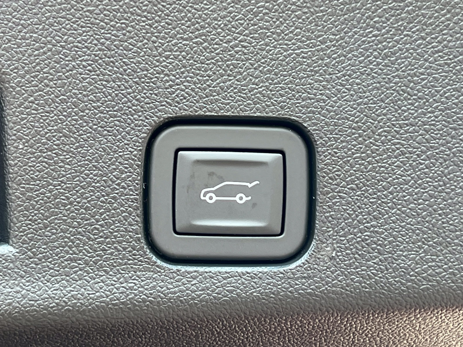 New 2027 Chevrolet Traverse LT AWD/4WD image 40