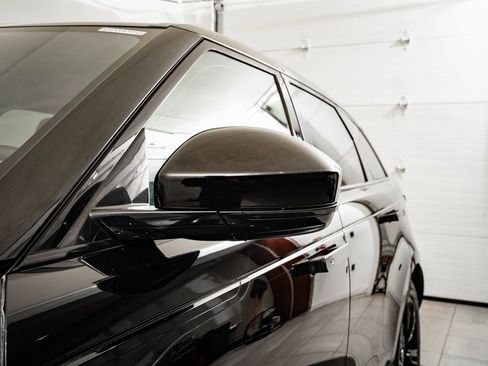 Used 2022 Land Rover Range Rover Velar R-Dynamic S image 17