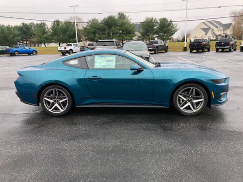 New 2026 Ford Mustang Coupe image 6