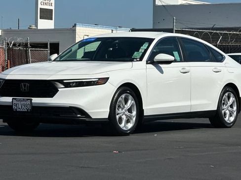 Certified 2024 Honda Accord LX image 8