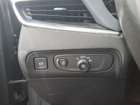 Certified 2020 Buick Enclave Essence image 10