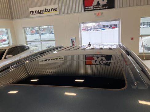 Used 2020 Ford Explorer Platinum w/ Premium Technology Package image 11