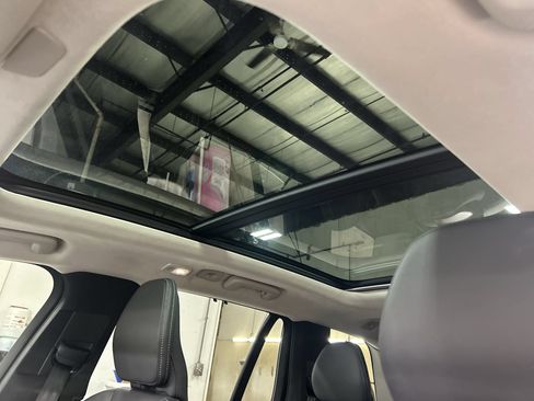 Used 2023 Volvo XC90 B6 Ultimate w/ Lounge Package AWD/4WD image 20