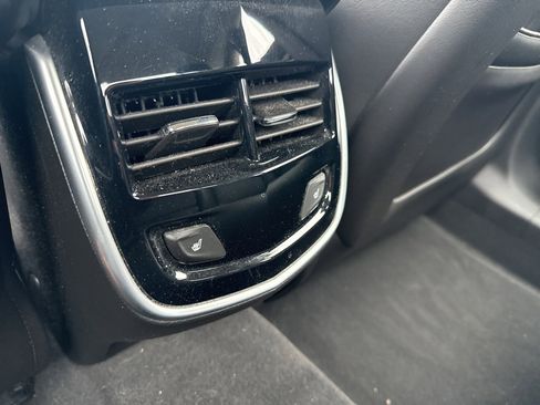 Used 2018 Cadillac XTS Luxury image 12