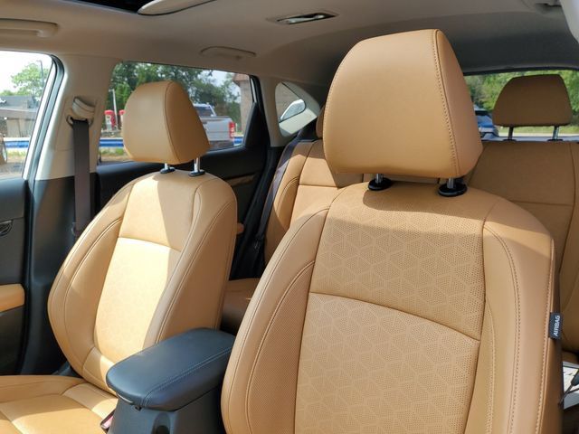 Used 2025 Kia Seltos EX w/ EX Sunroof Package AWD/4WD image 14