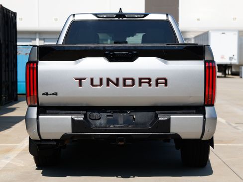 Used 2024 Toyota Tundra Platinum AWD/4WD image 11