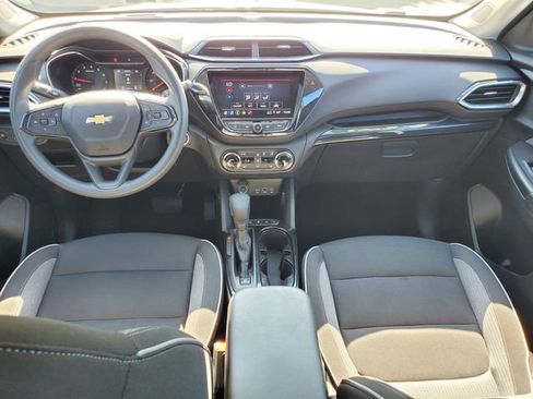 Certified 2023 Chevrolet TrailBlazer LT w/ Convenience Package AWD/4WD image 15