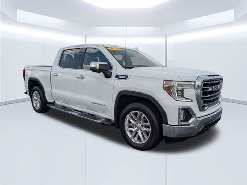 Used 2022 GMC Sierra 1500 SLT w/ SLT Premium Plus Package AWD/4WD image 2