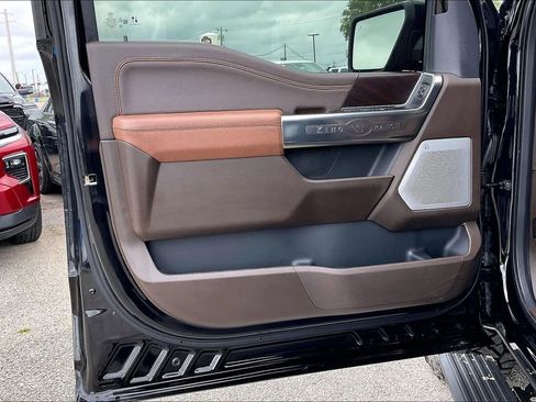 Used 2025 Ford F150 King Ranch w/ FX4 Off-Road Package AWD/4WD image 17