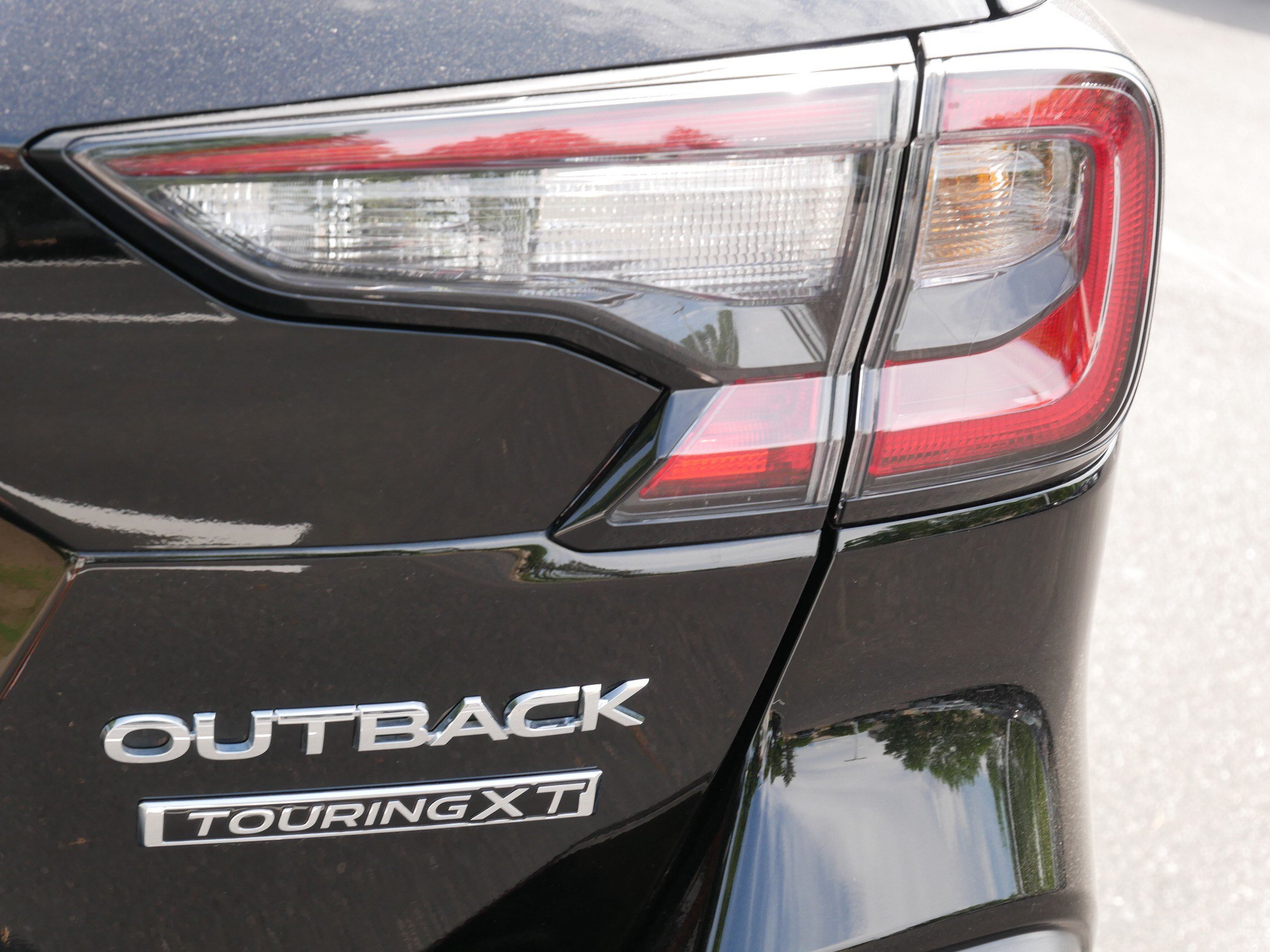 Used 2025 Subaru Outback Touring XT w/ Popular Package #2 AWD/4WD image 17