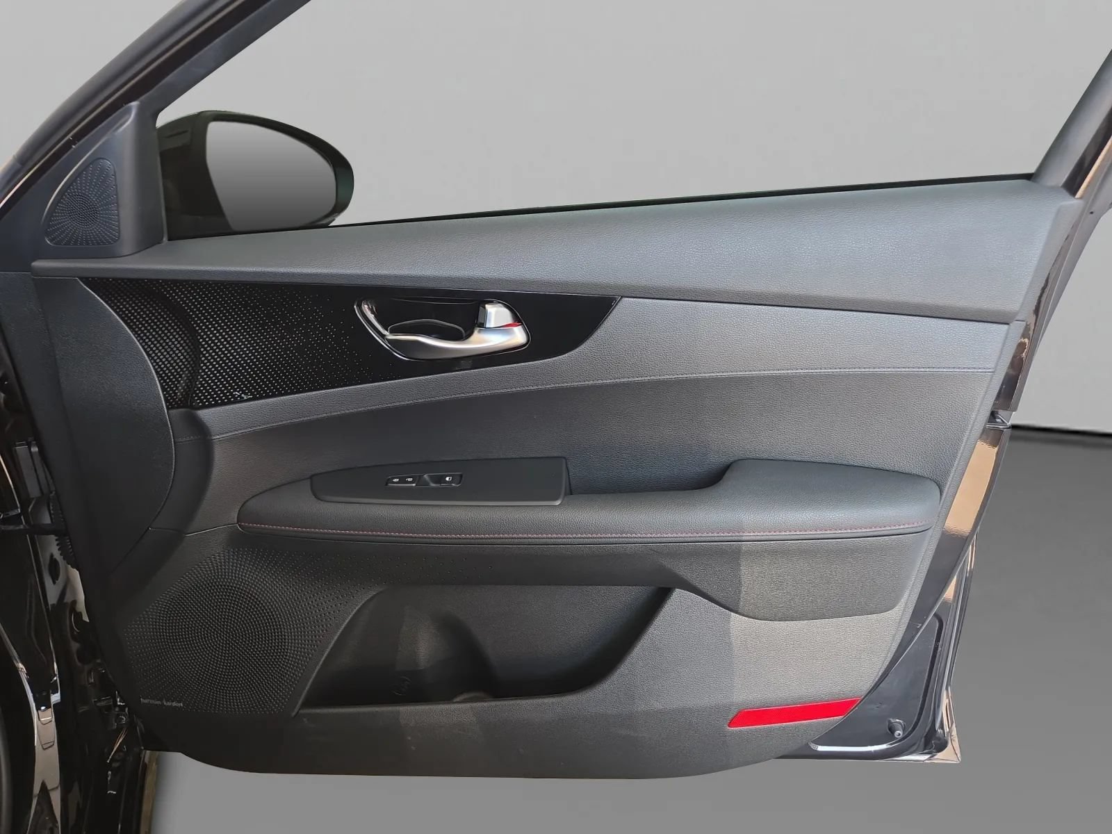 Used 2023 Kia Forte GT w/ GT2 Package FWD image 34